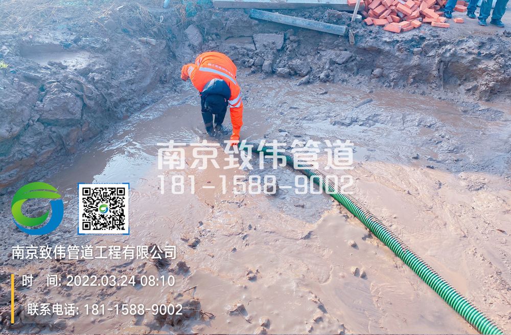 363黄山路工地泥浆清理